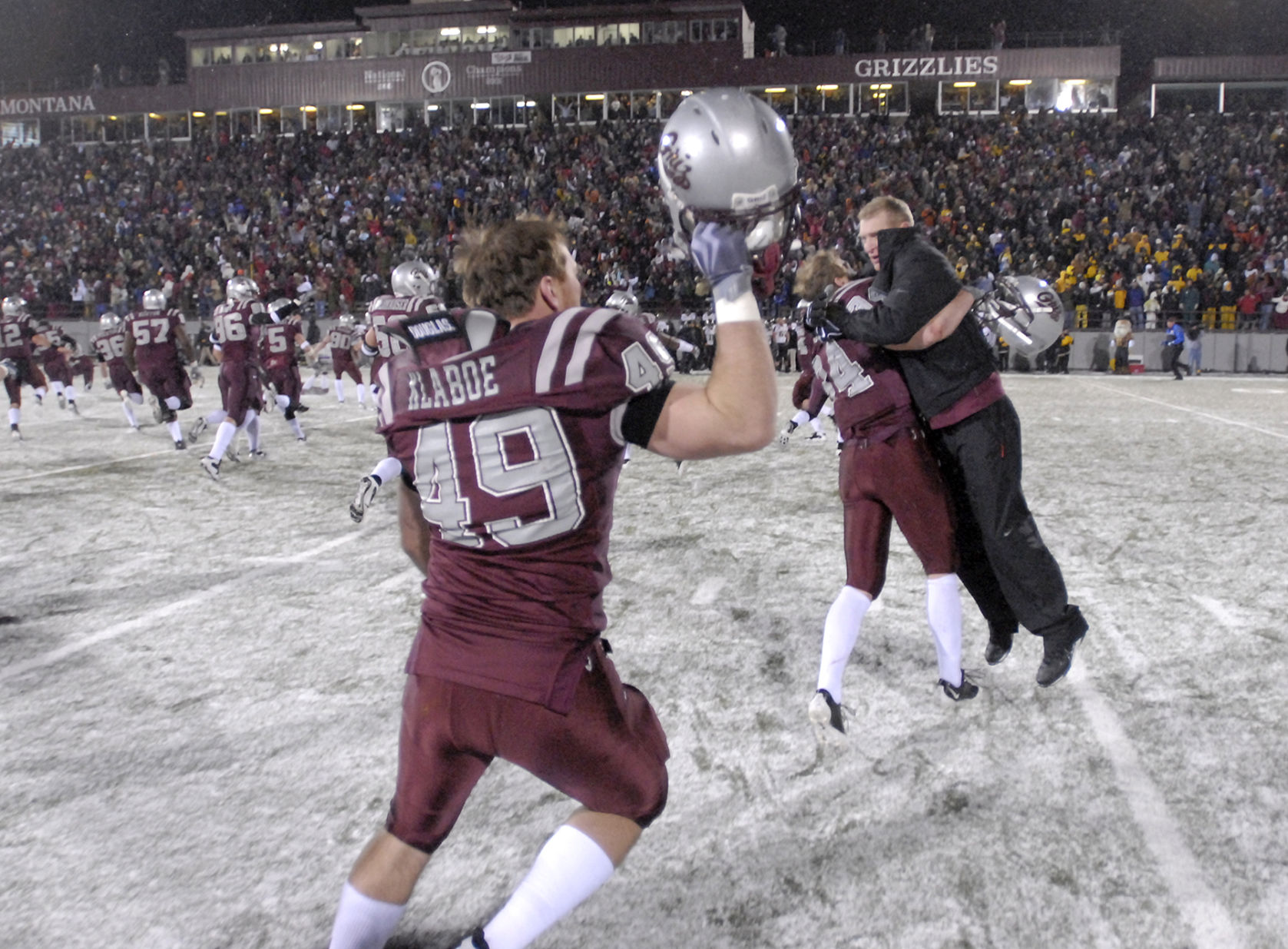 Montana Grizzlies celebrate a victory